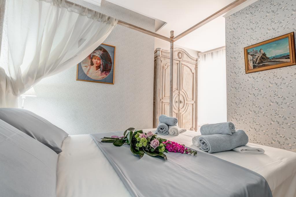 Papalina Suite Corfu  Esterno foto